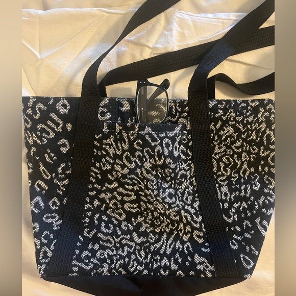 Thirty One monogrammed purse and wallet “R” - Picture 9 of 14